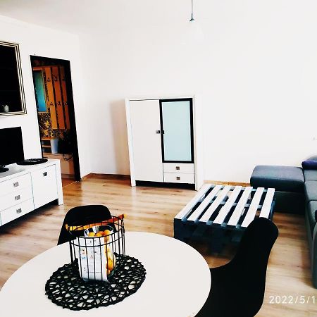 Апартаменты Apartament Alicja Торунь Экстерьер фото